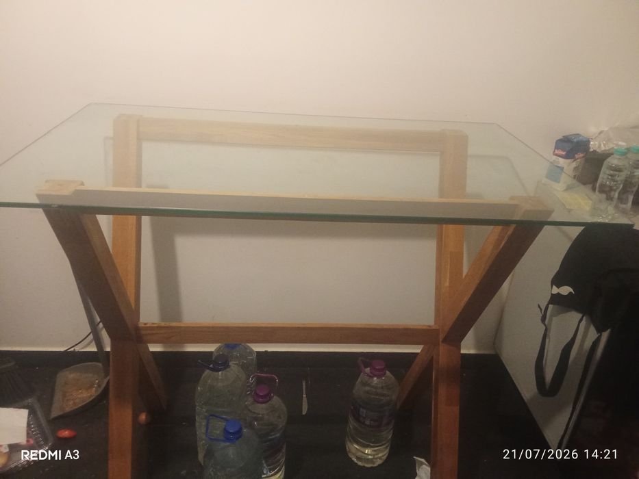 Mesa com cadeiras