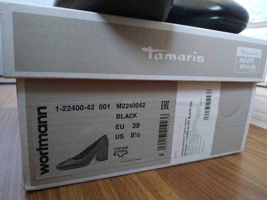 Фірмові шкіряні туфлі Tamaris