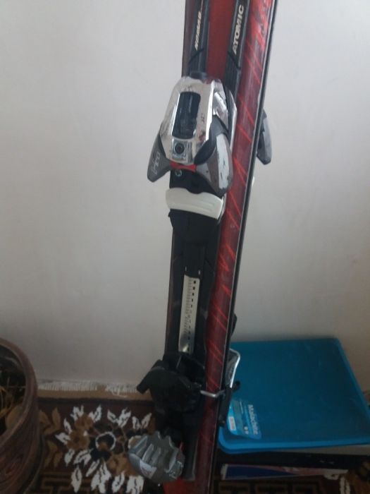 Лыжи Atomic Crimson Ti
