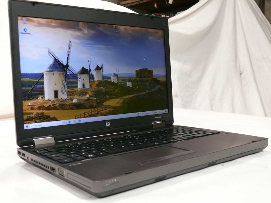 HP 6560,SSD 240 GB/8 G RAM/ mat. 1600x900, Core i3