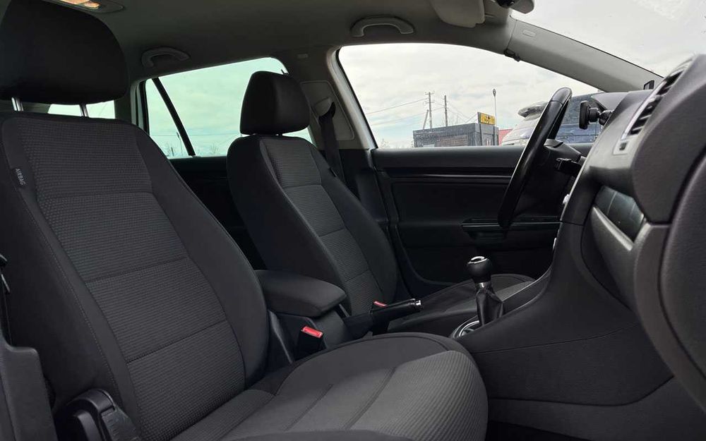 Volkswagen Golf 2011