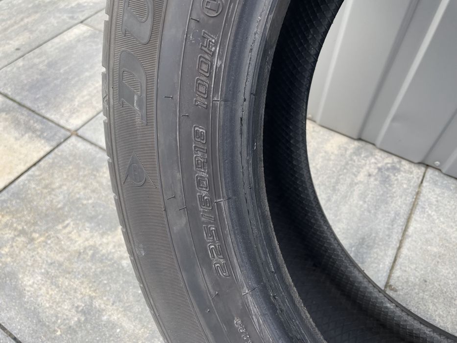 DUNLOP GRANDTREK PT 30 225/60R18 100 H