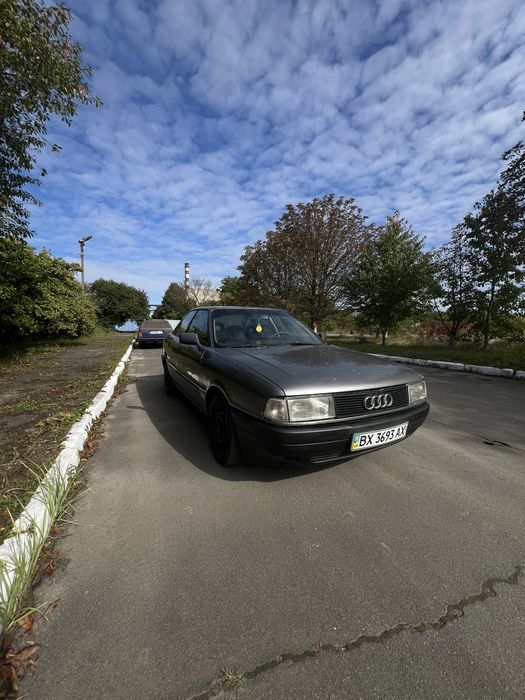 Продам Audi 80.