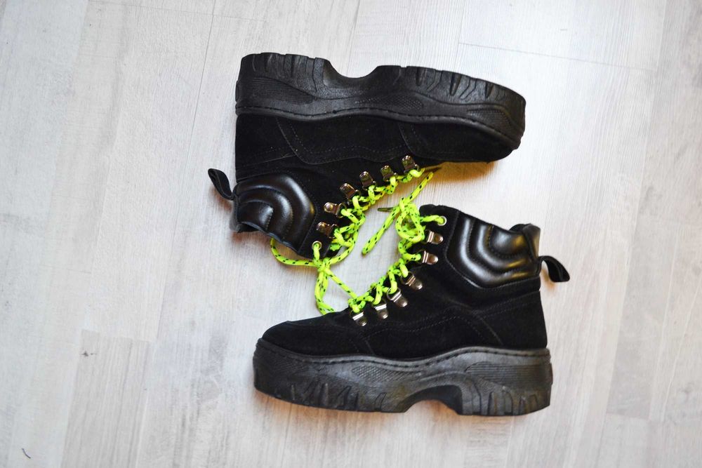 Czarne Botki Trapery na wysokiej podeszwie 38 House buty