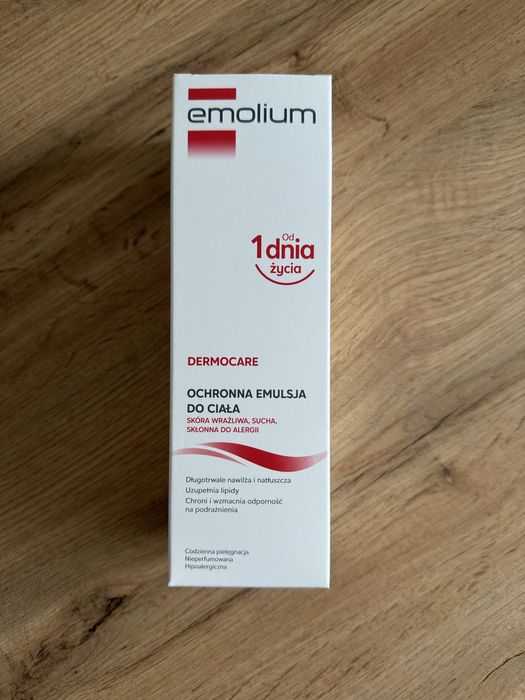 Ochronna emulsja do ciała Emolium 400 ml