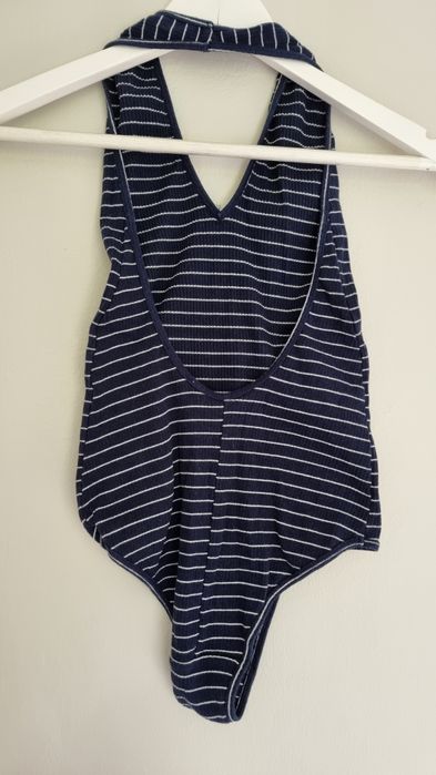 Dzianinowe body damskie marki Zara