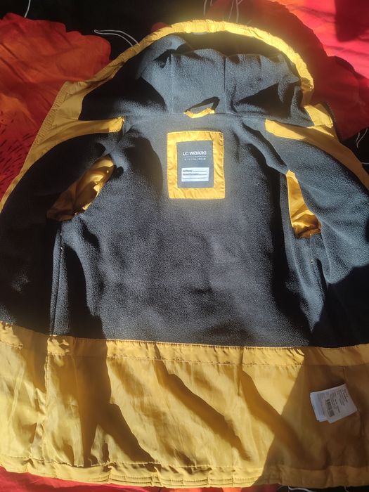 Куртка Waikiki 6-8 років