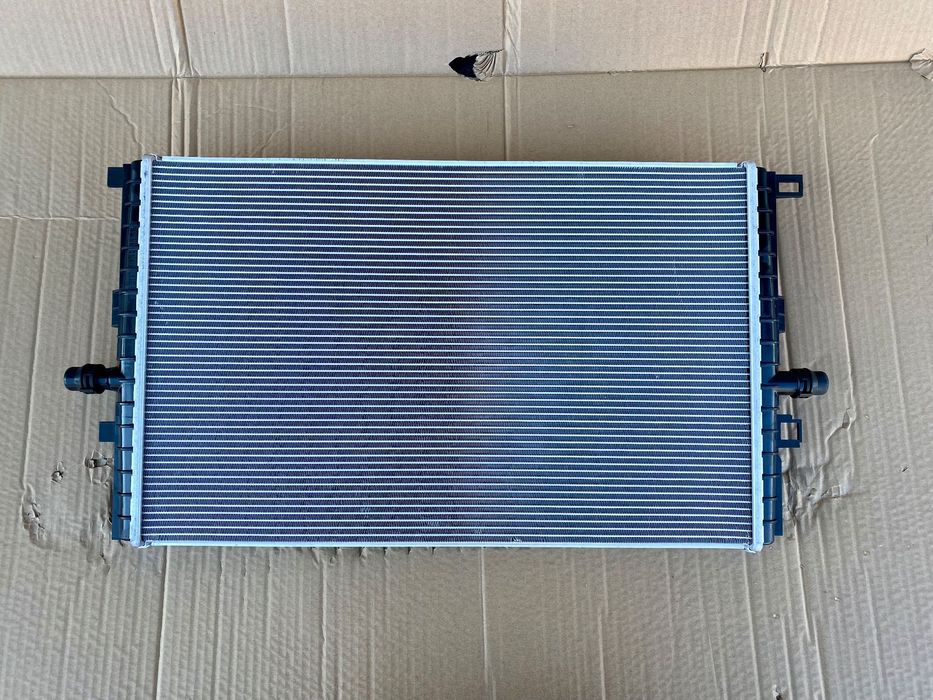 Радіатор основний Tesla model 3 Y новий