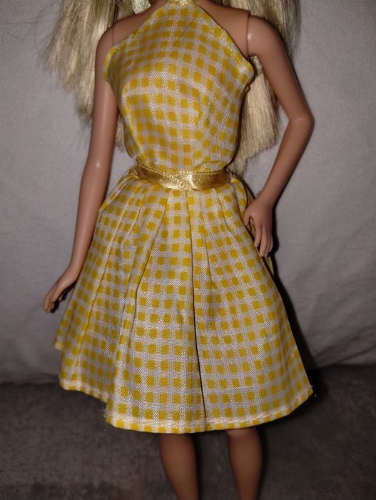 Barbie Princess Charm School Blair