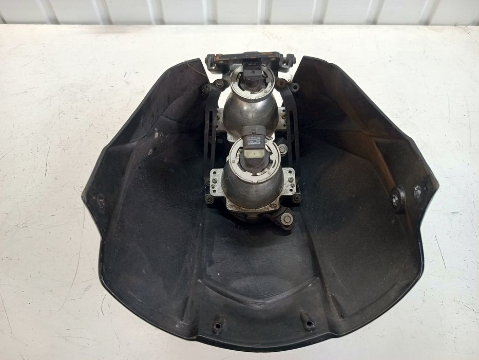 Czacha czasza owiewka lampa przód przednia KTM Duke 640
