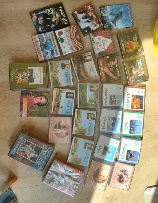 Zestaw 28 sztuk płyt CD