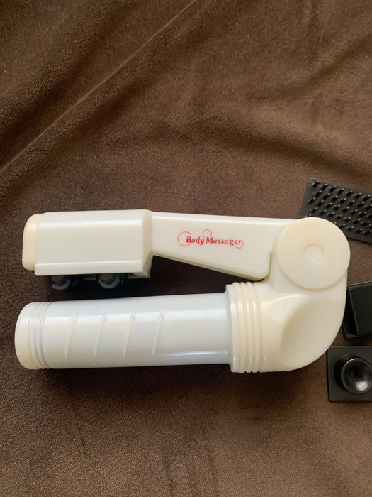 Продам массажер новый