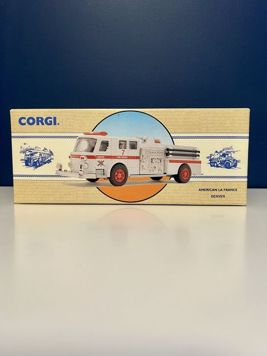 American LaFrance Denver Fire #97325 Limited Edition Corgi Classics