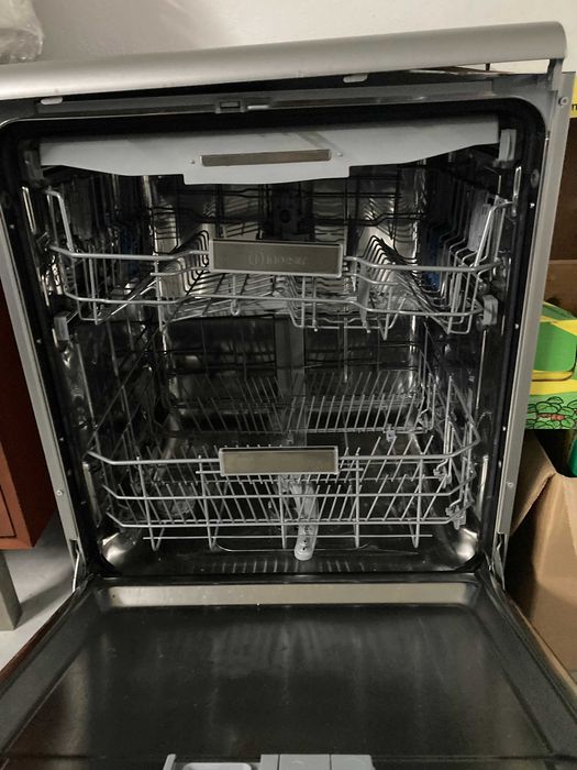 Máquina de lavar loiça como nova64584839151619122