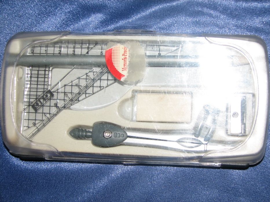 Готовальня ( канцелярский набор) продам или обменяю