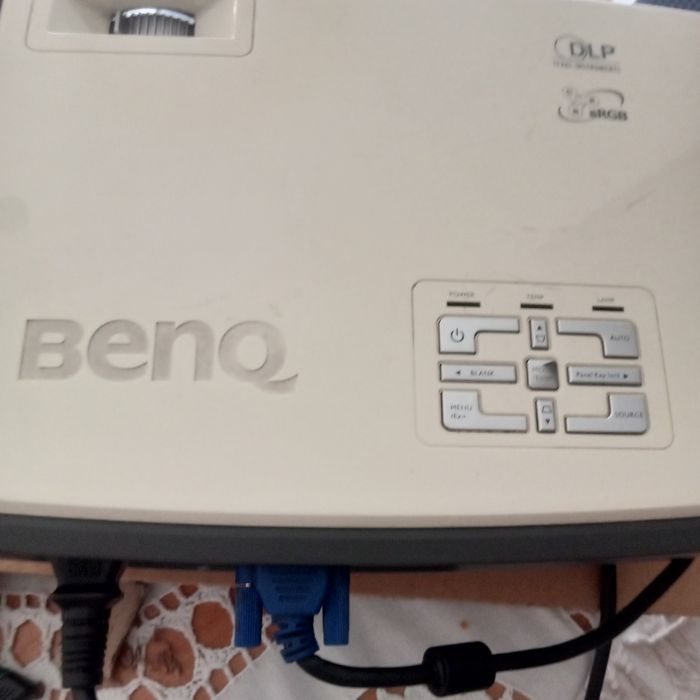 Projetor em bom estado