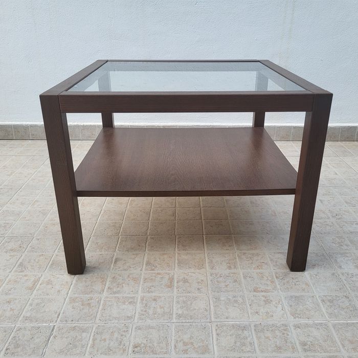 Mesa de centro quadrada