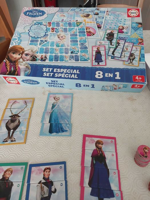 Jogo de tabuleiro do Frozen441491356994785281