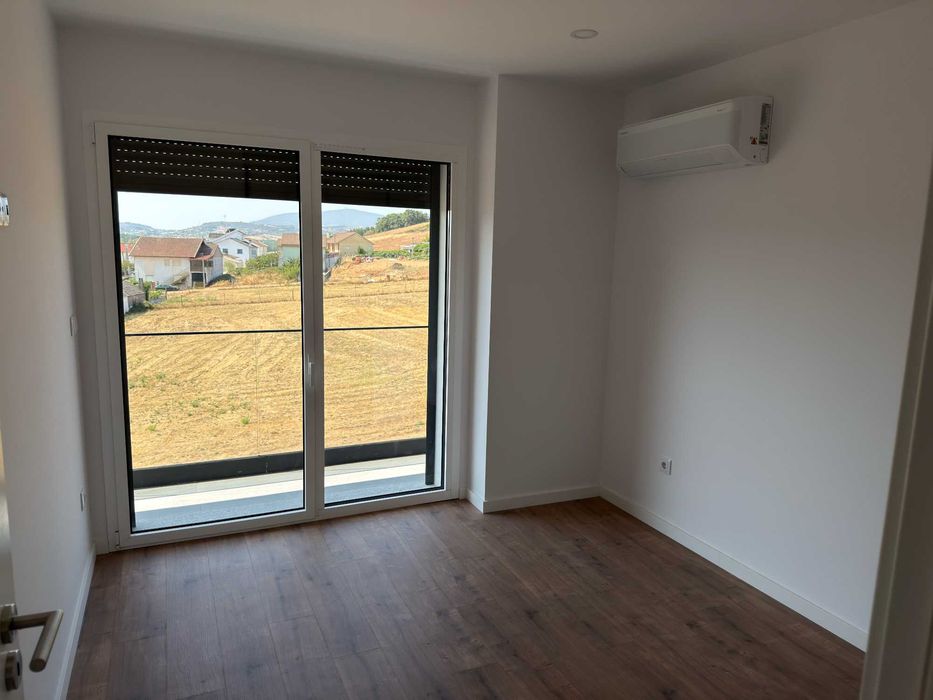 Apartamento T4 Novo