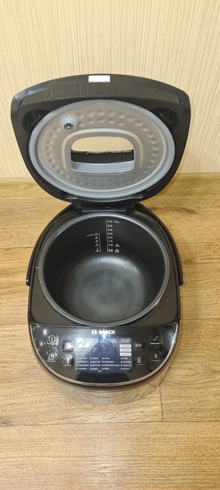 Мультиварка BOSCH Auto Cook Induction. .