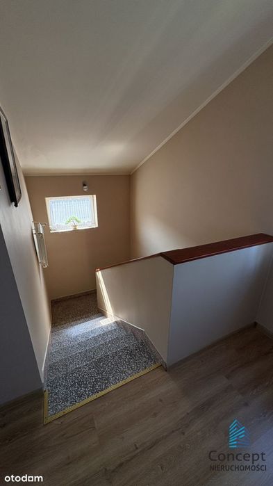 Dom 150 m² z garażem i stodołą – Złota, 26 ar