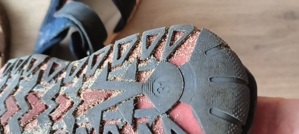Sandały dla chłopca 31