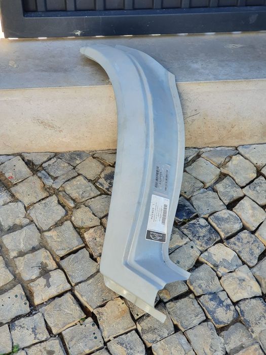 Arco da Roda Dianteira Esquerda Ford Transit 1991 a 2000