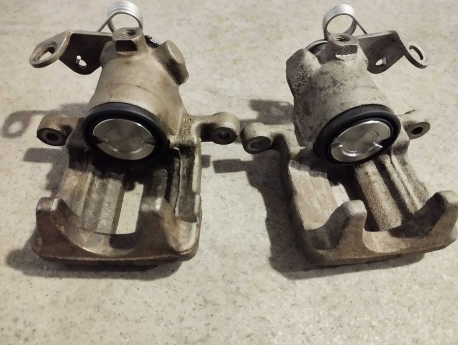 Суппорт  audi 100 с4, A6 с4, vw golf 4, vw golf 5, vw t4