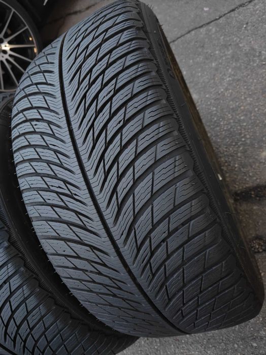 Передні шини 2шт R20 245 40 з Mercedes W222 зимові Michelin