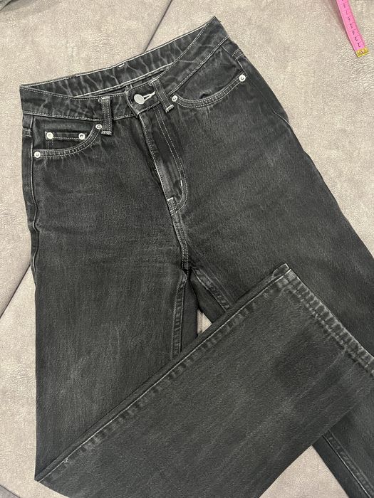 Джинси прямі Weekday