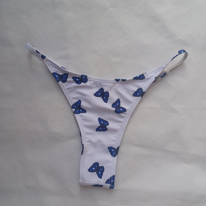 Śliczny dół od bikini motylki stringi figi majtki białe XS S 34 36