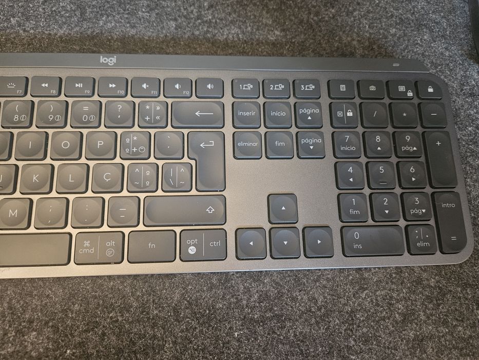 Logitech MX Keys