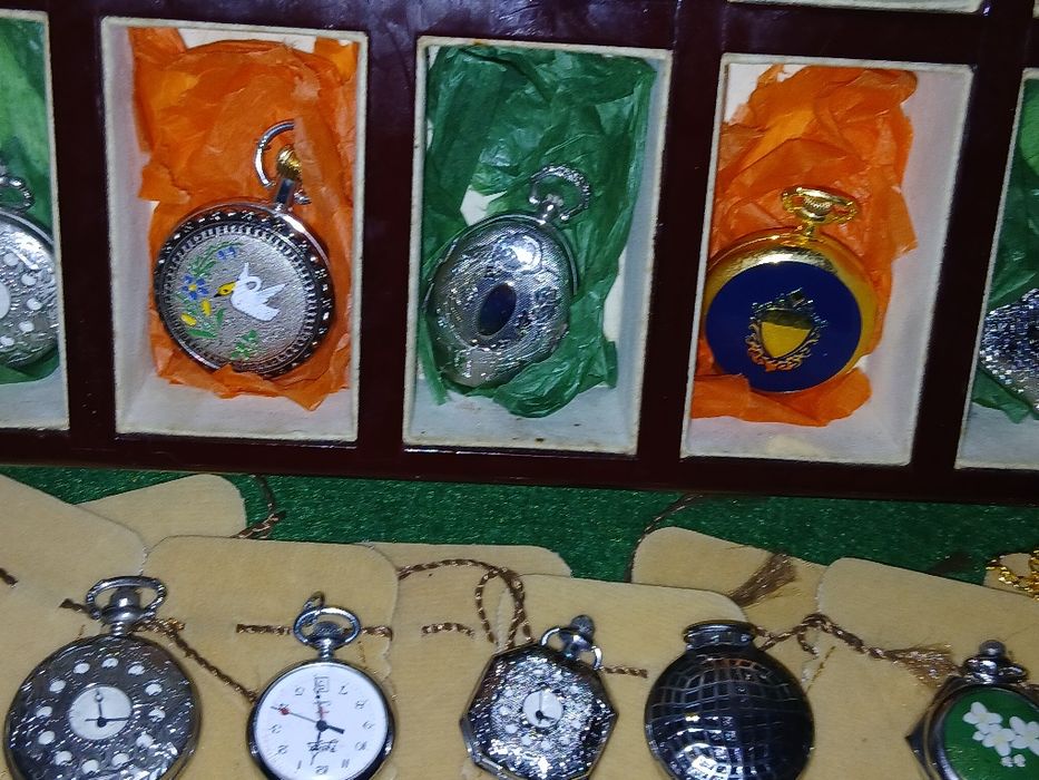 Coleção Relógios  para fio 300 € ao  15 € cada