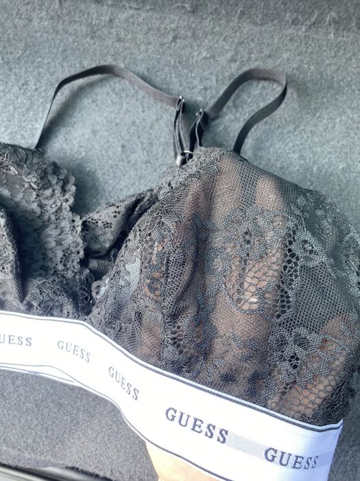 Продам бюстгальер GUESS оригінал.Стан нового.Розмір по бірці L