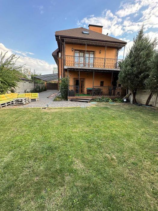 Продам КАЧЕСТВЕННЫЙ ДОМ посёлок Кирова м Ак Павлова и Ак Барабашова AB