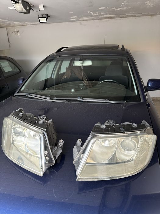 Oticas/farol dianteiras oroginais VW PASSAT B5 2002