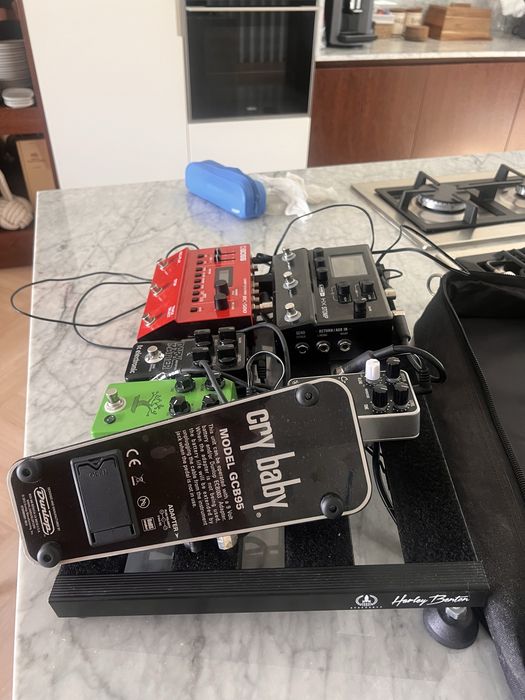 Pedalboard Completa Line 6 HX Stomp + Boss RC-500 + JHS Bonsai + Keeley