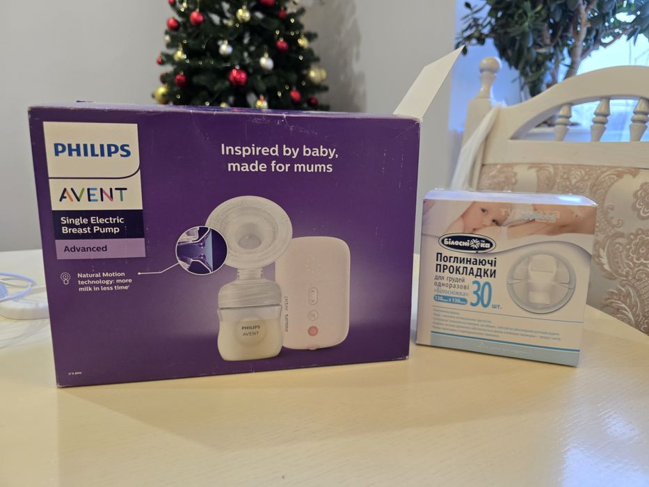 Молоковідсмоктувач Philips Avent SCF395/11 + прокладки для грудей