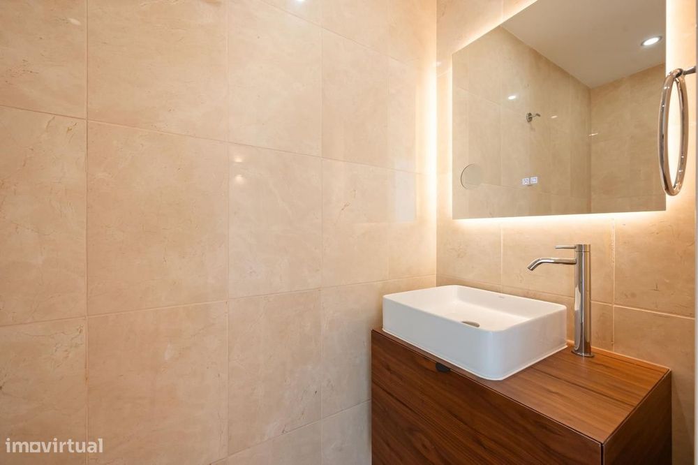 Apartamento T3 com jardim, Paço de Arcos, Oeiras
