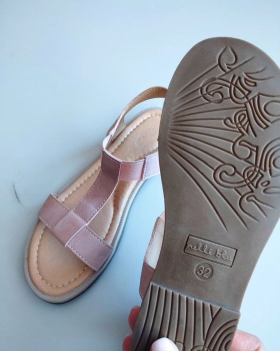 Босоніжки 32розмір