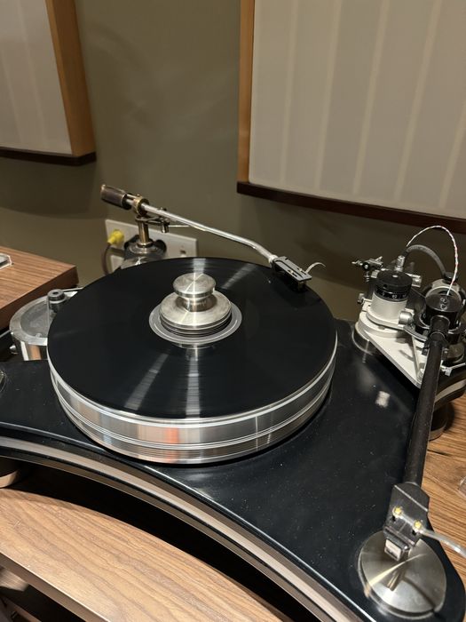 Продам вінілокрут VPI Prime Signature з двома тонармами.