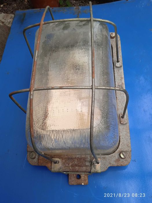 Lampa kanałowa retro