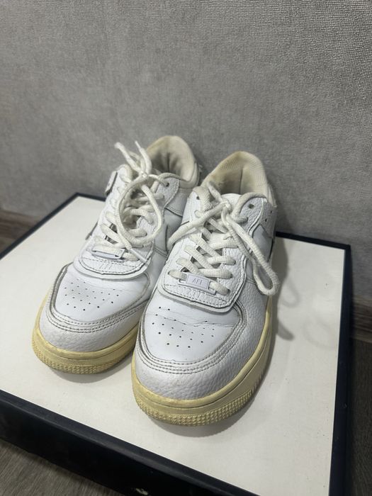 Шкіряні кросівки Nike air, р. 39 , гарний стан