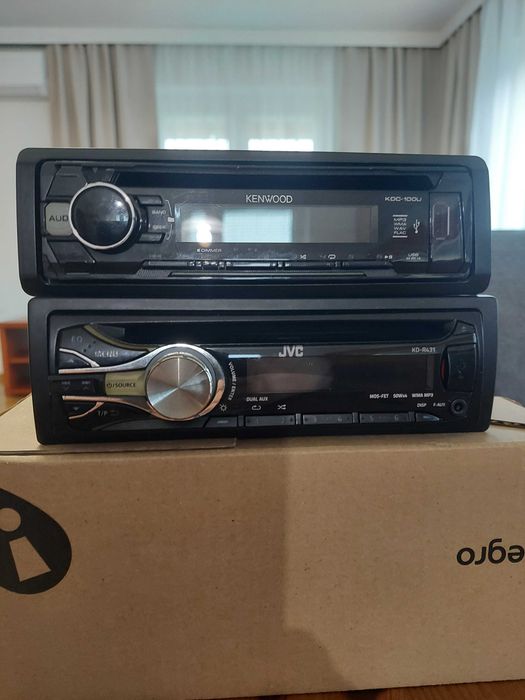 Radio samochodowe Radioodtwarzacze CD/USB