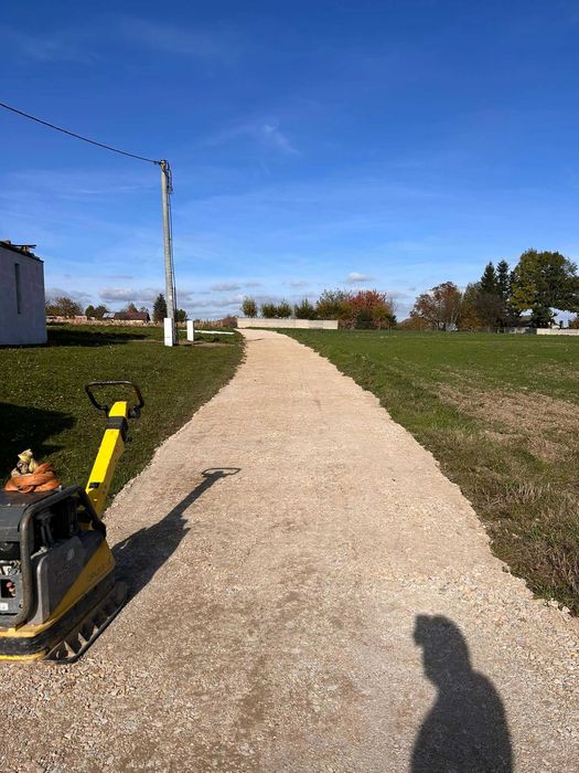 Usługi Koparką | Koparko - ładowarką | Budowa Podwórek | Wykopy !