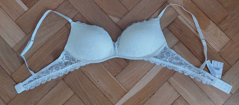 Biustonosz Intimissimi Gioia push-up bez fiszbin 85B