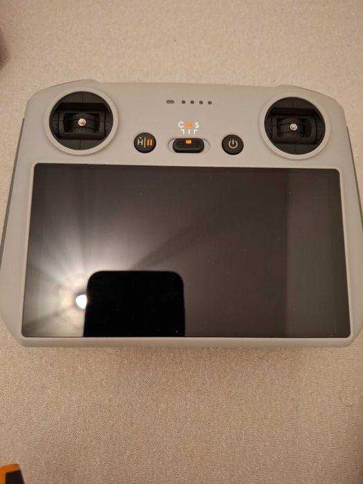 Dron dji mini 3 display unit