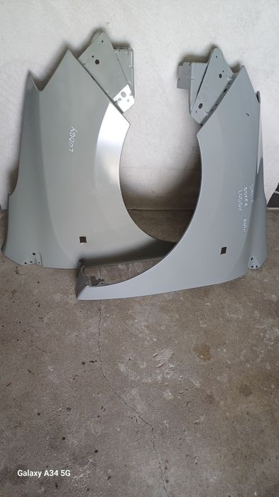 Błotnik przedni dacia Lodgy doker