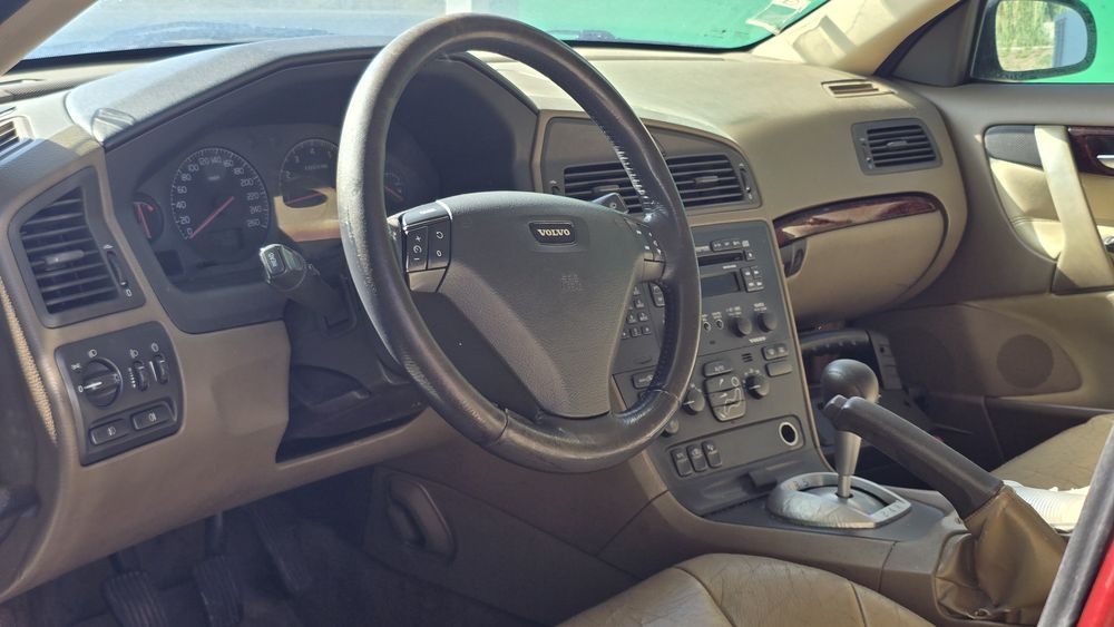 Volvo S60 2.0T *Full Extras* - URGENTE — photo 5