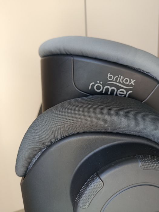 Cadeira Auto Britax Römer Kidfix 2 S — ISOFIX — 15-36 kg